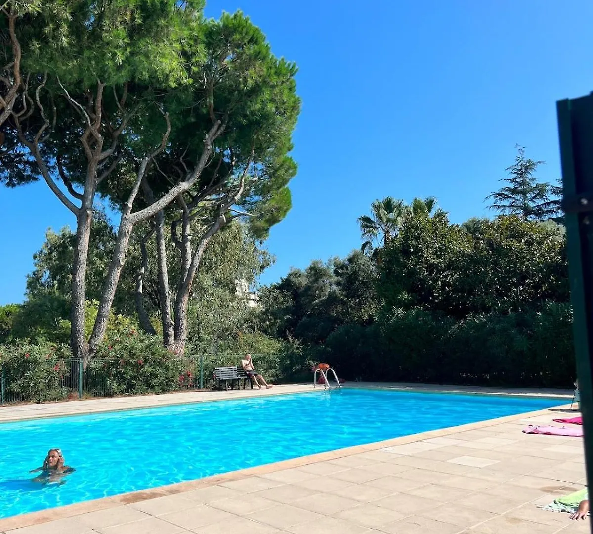Charmant Studio En Bord De Mer Antibes Apartment